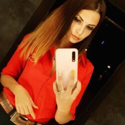 Narlıdere Saatlik Escort Bayan Cavidan